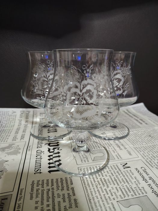 Кристални чаши ръчно гравирани