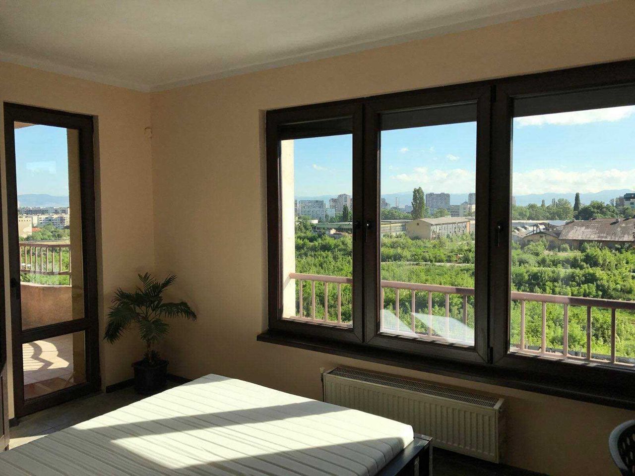 Дава се под наем Тристаен апартамент в София, Лагера - 85 кв.м за 816 € - Снимка #5