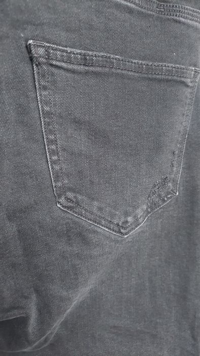 Чисто нови мъжки дънки зара