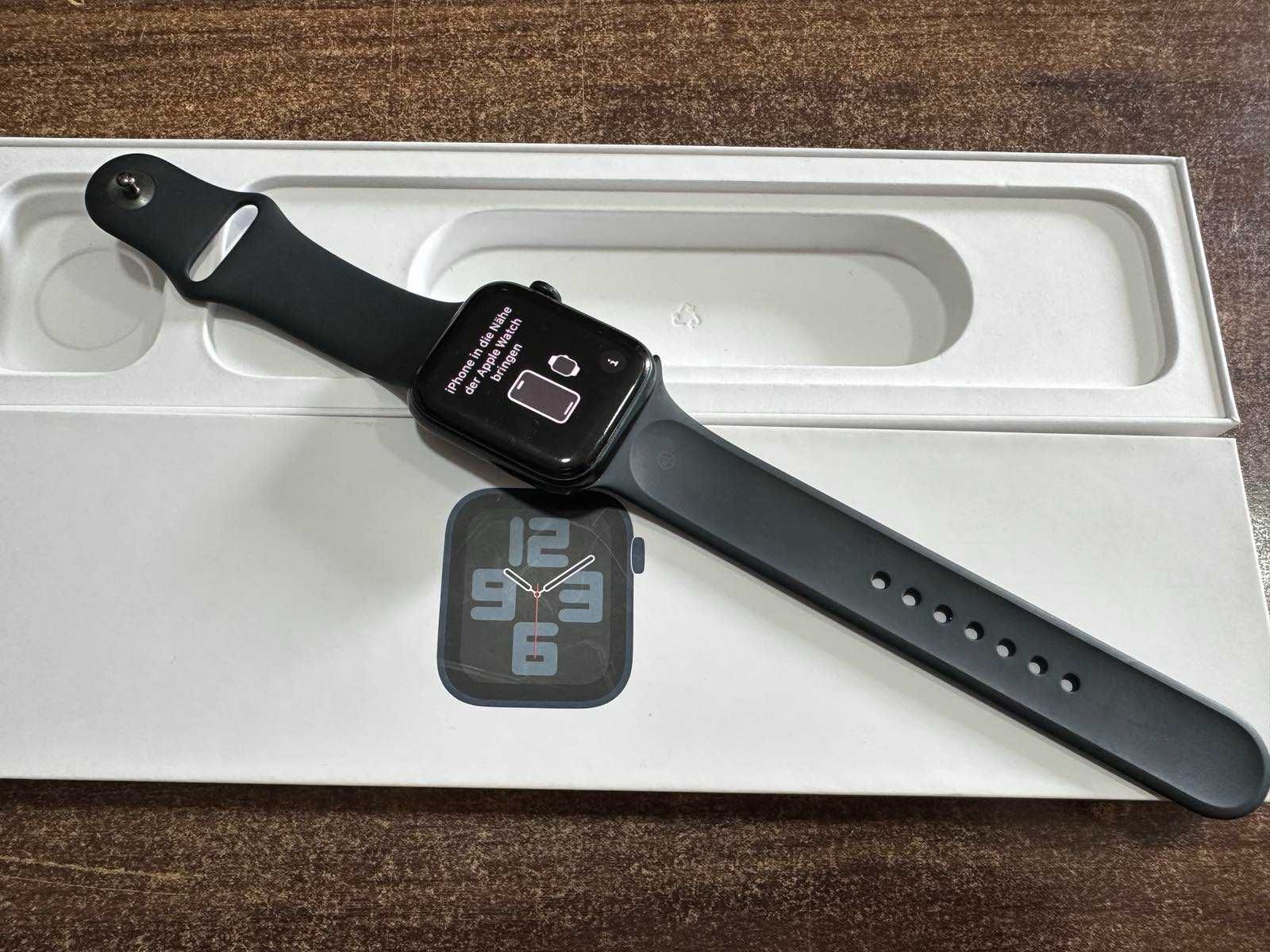 Смарт часовник Apple watch SE 2022 44ММ
