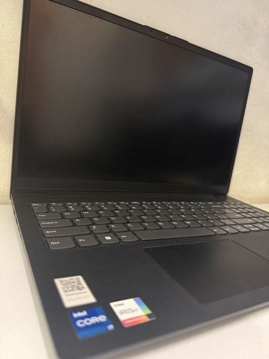 Laptop Lenovo v15 (vl) star amanet