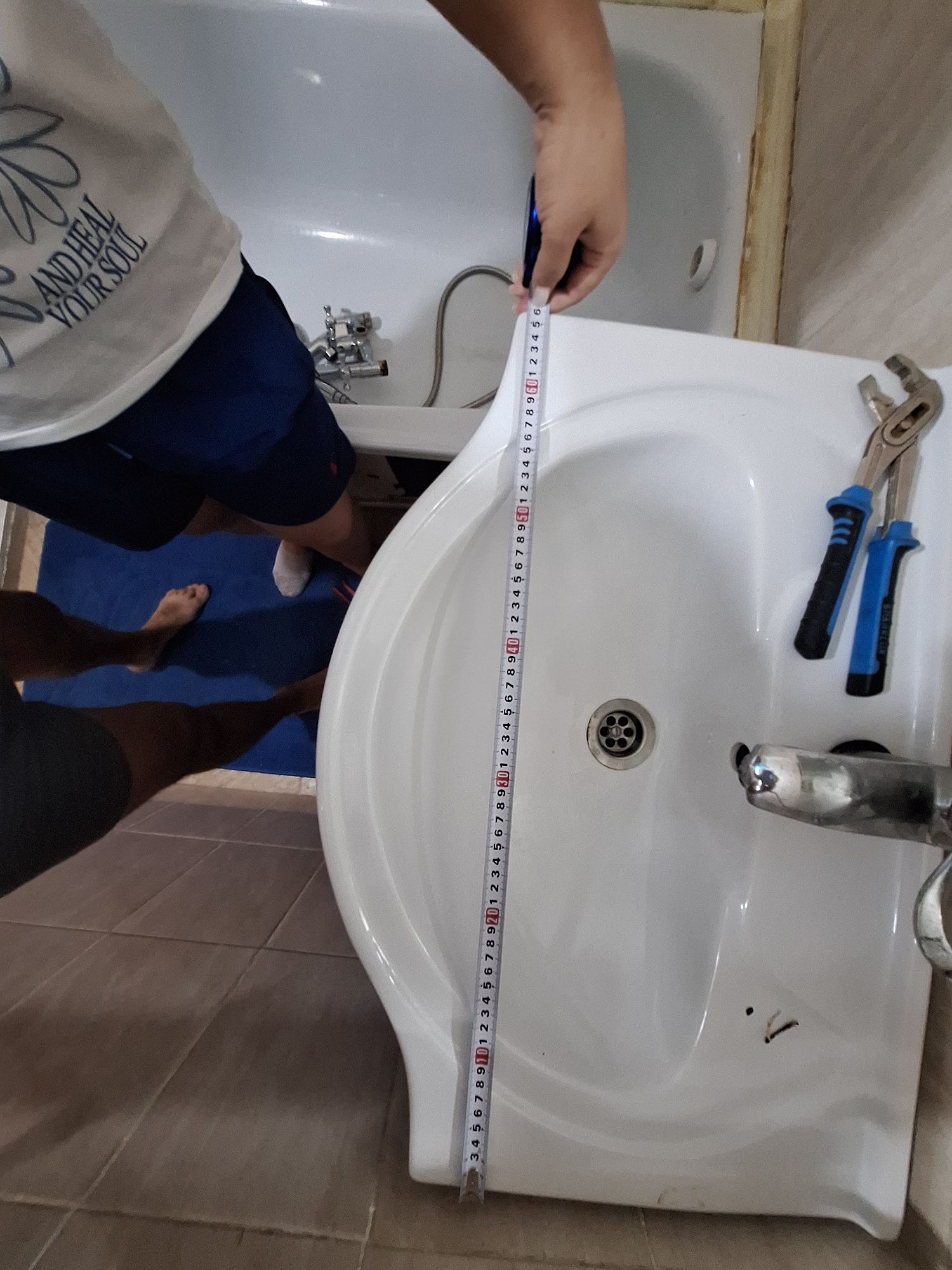 Продам ванный шкаф