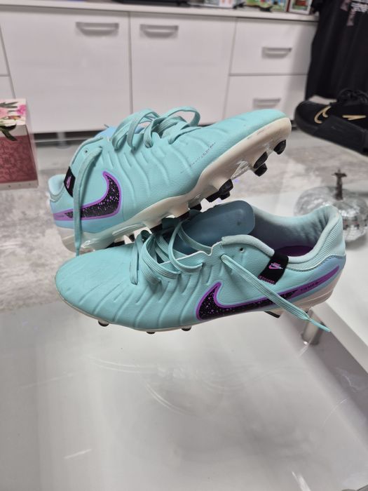 Ghete de fotbal nike