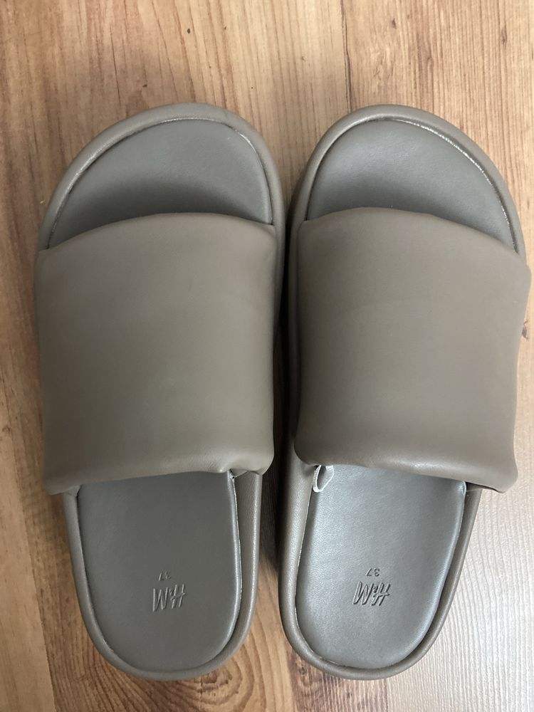 Летние тапочки на платформе H&M 37 р ,большемерки