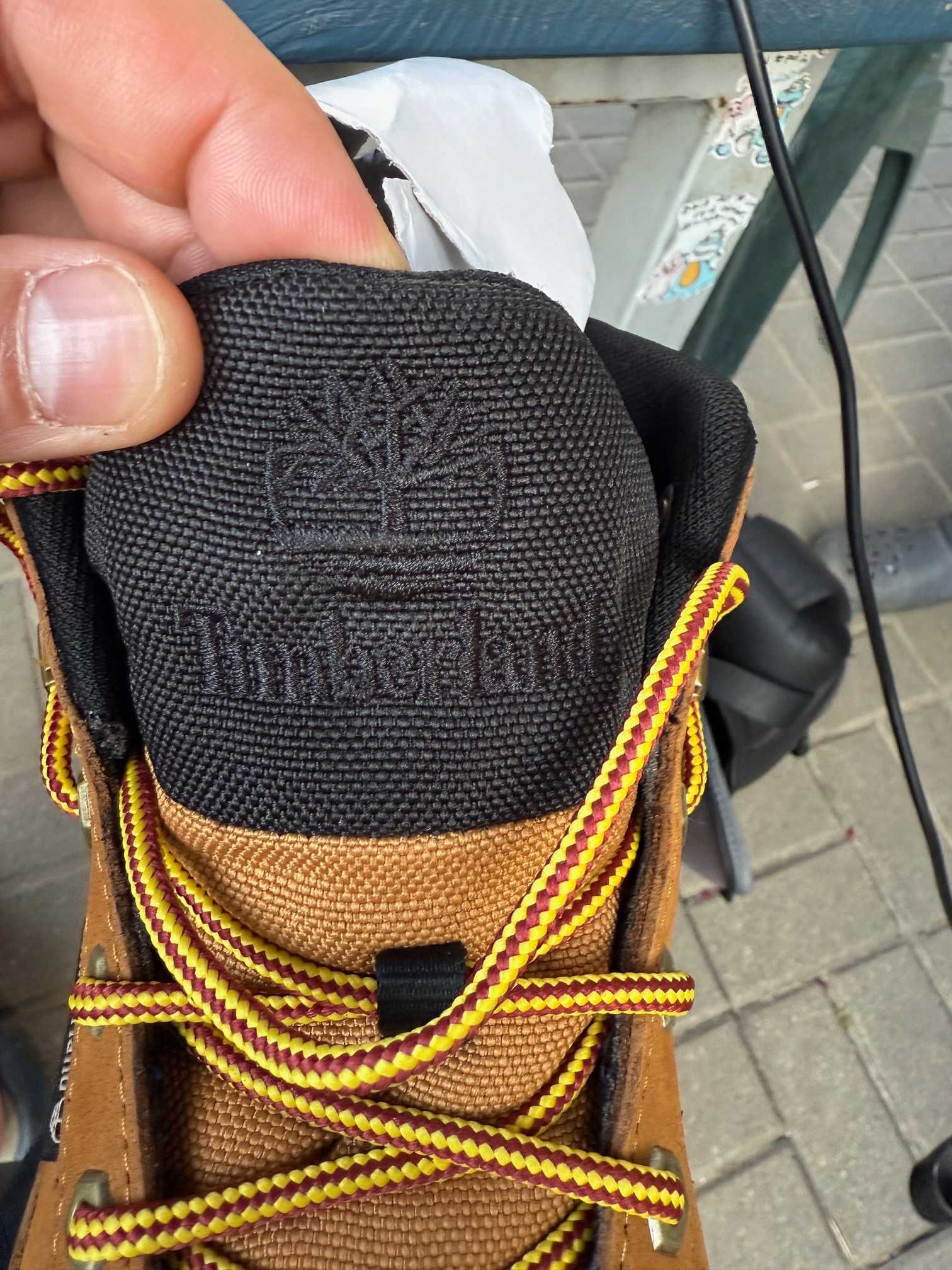 Bocanci noi Timberland marimea 43