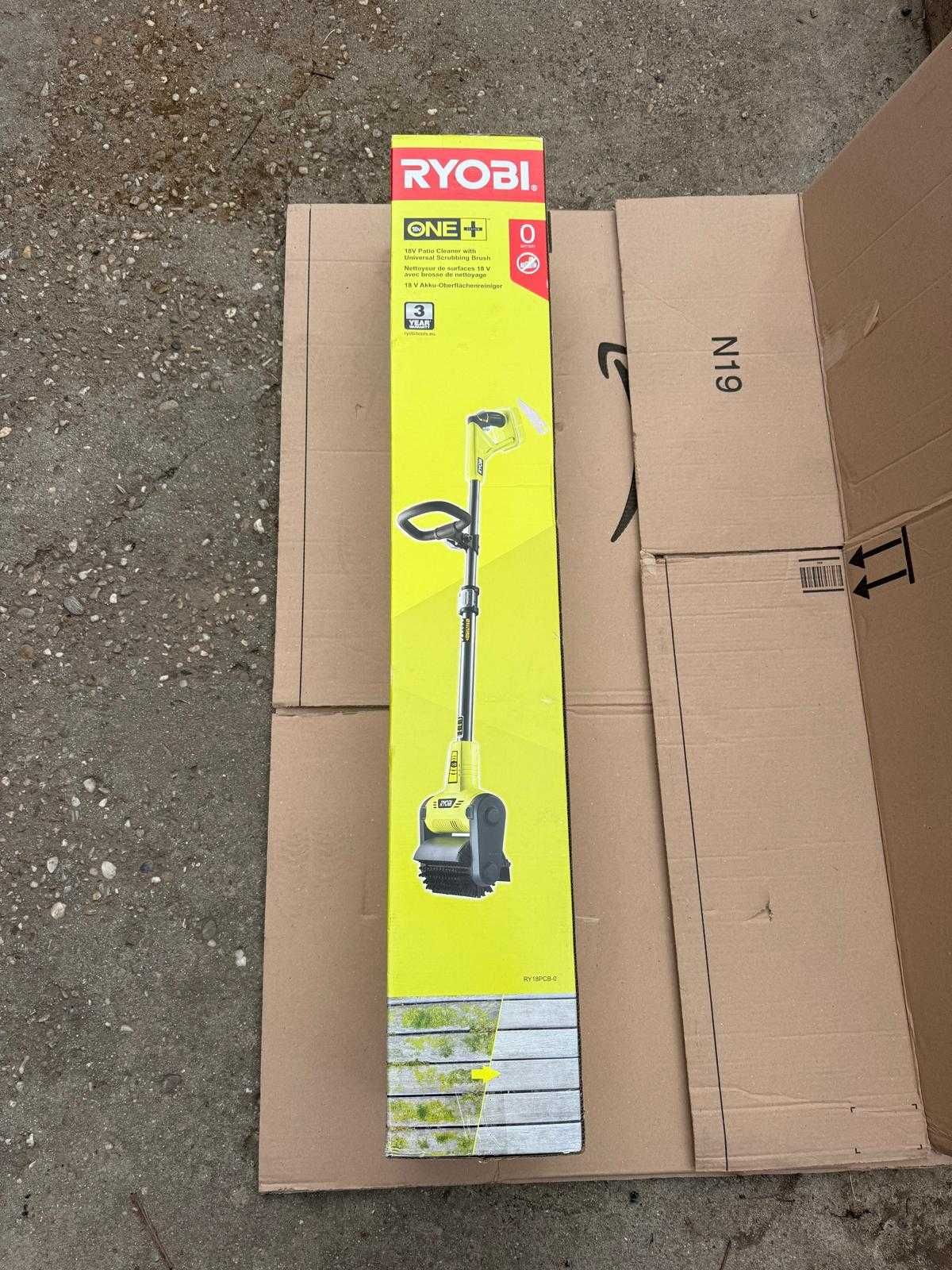 Aparat de curatat pardoseli Ryobi RY18PCB-0, maner ergonomic, 18 V