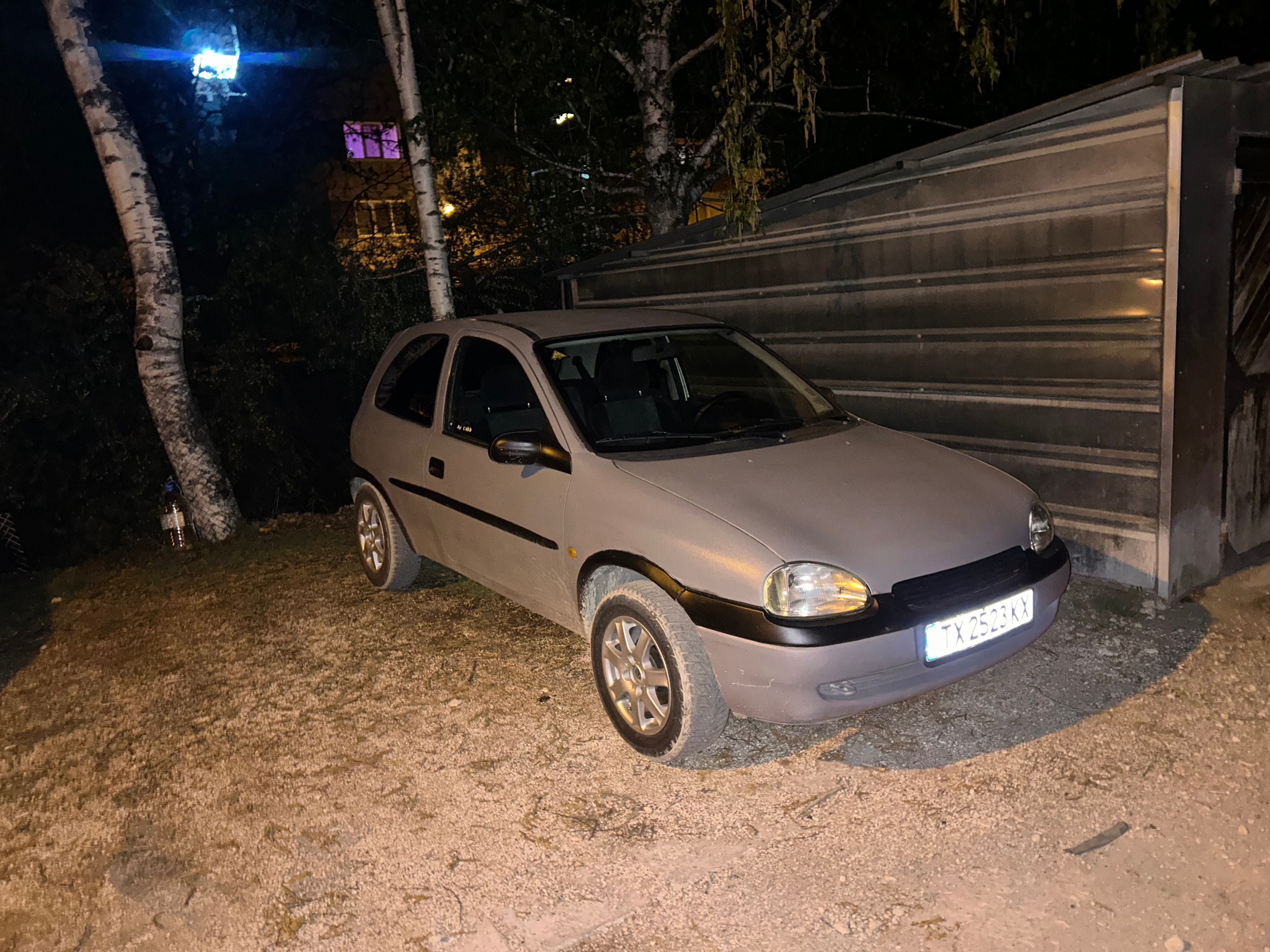 Продава се-Opel Corsa B