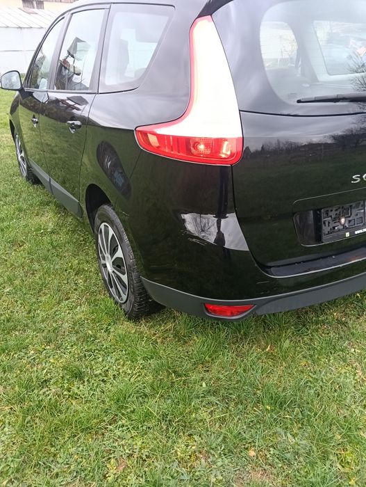 Renault grand scenic  3 an 2012 mot1,5 deci 81 kw