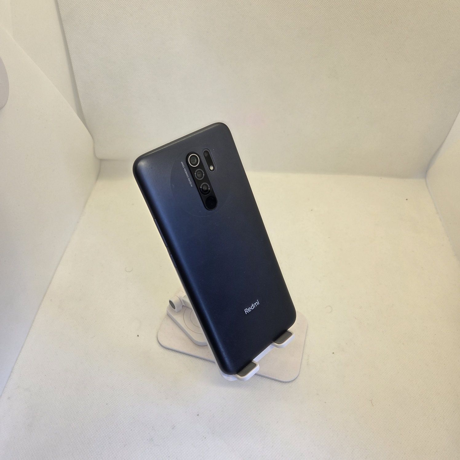 Redmi 9 sotiladi dastavka hizmati bor 24/7