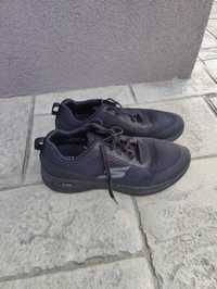 Vand pantofi sport Sneakers archfit 45,5