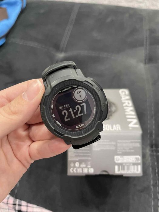 смарт часовник Garmin Instinct Solar 2