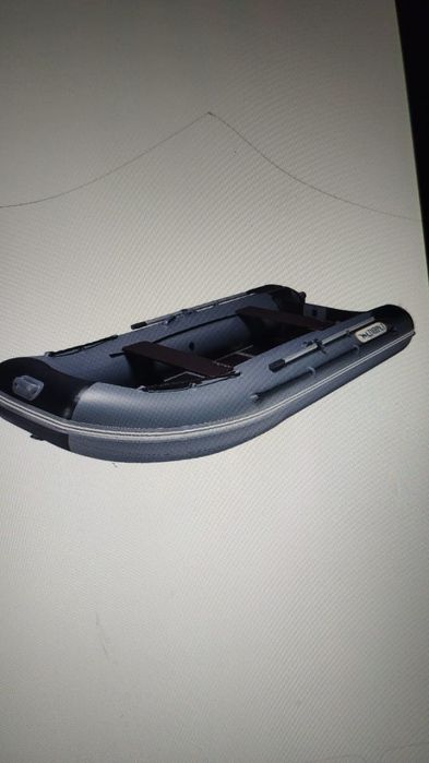 Лодка Адмирал 33