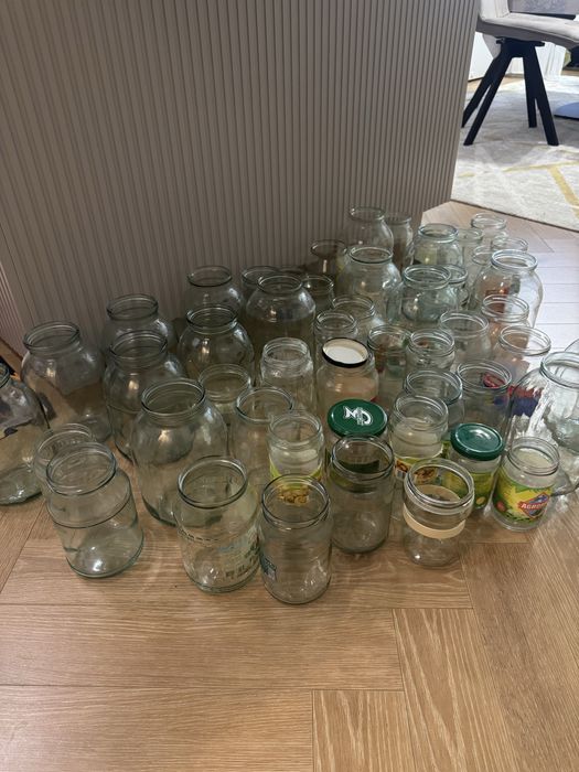 Банки есть 2 л и 1 л бесплатно