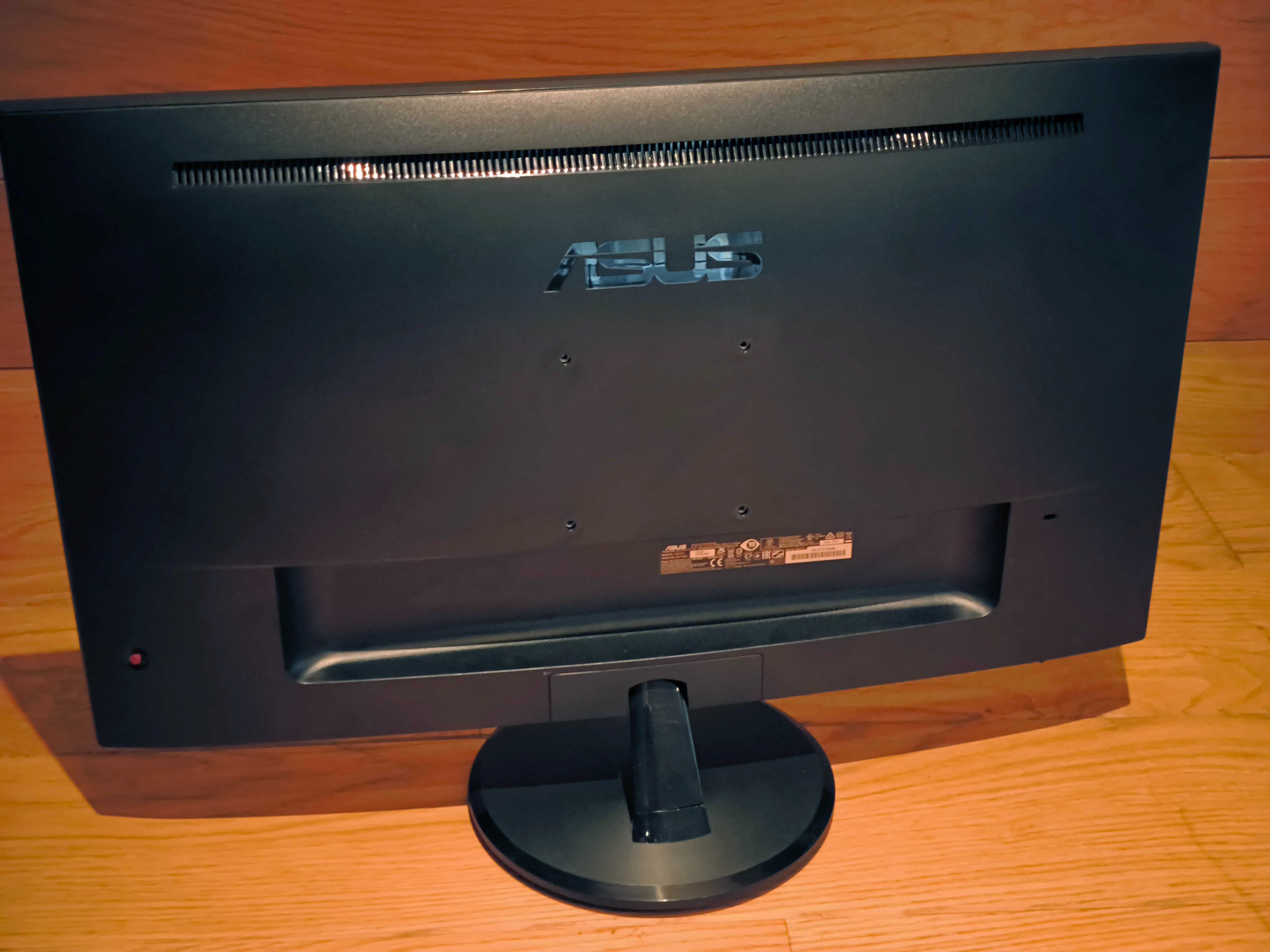 Монитор ASUS 28" LED Gaming VP28UQG 3840x2160 4K, 1 ms, 300 cd/m