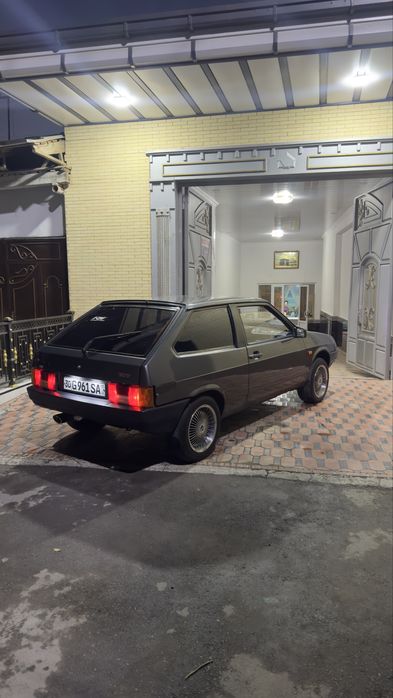 Vaz 2108 sotiladi