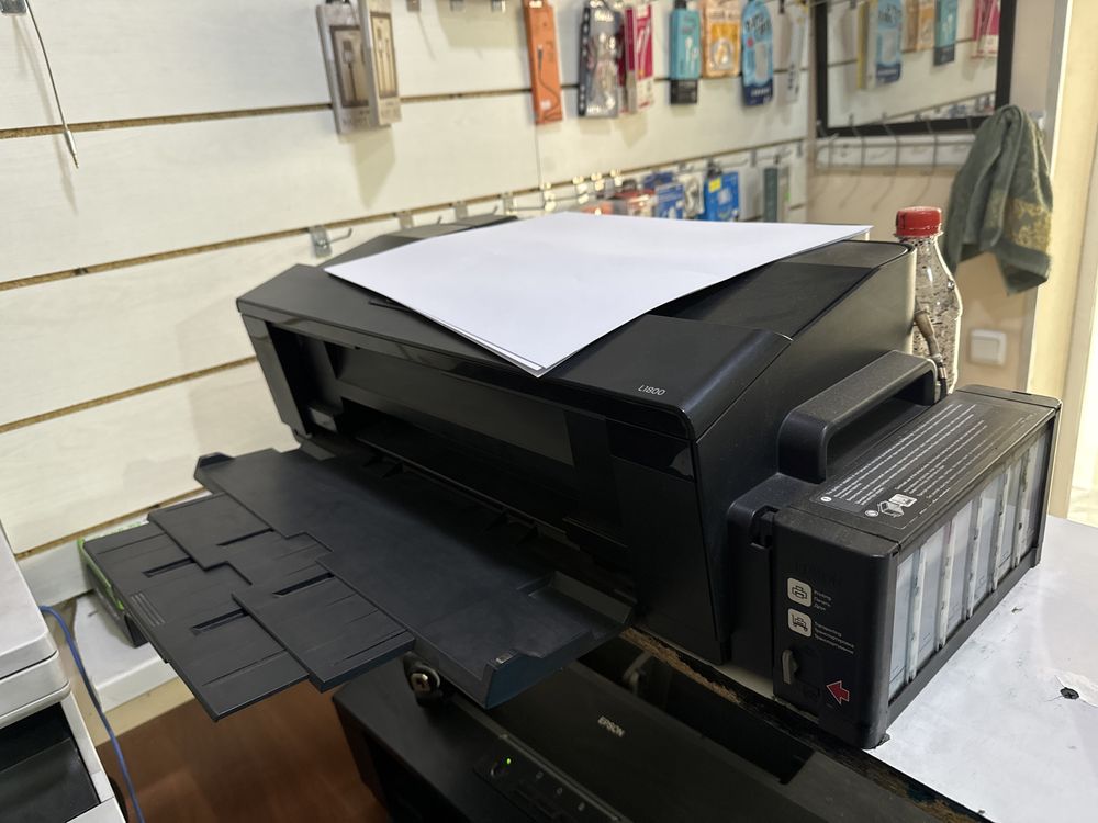 Срочно продам принтер epson l1800