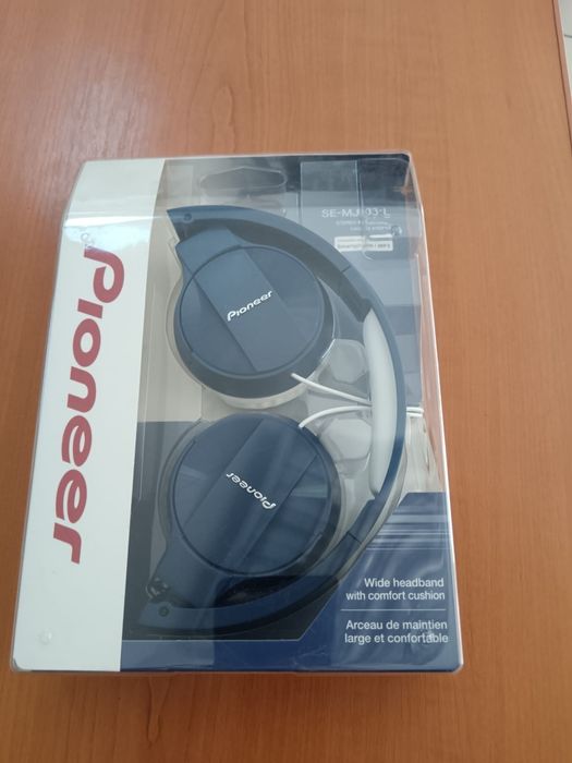 Vind căști Pioneer