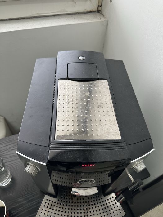 Кафе машина Jura F55, кафе робот