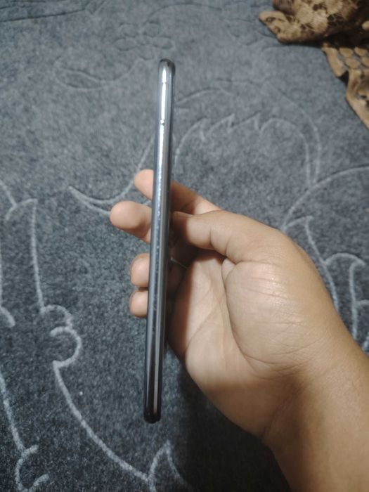 Vivo 21e 128 8+4 srochni sotladi