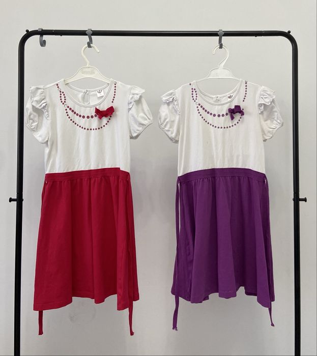 детские одежды (платье, джемперы)