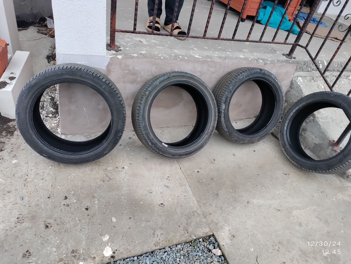 Continental ultra contat 205/45/17