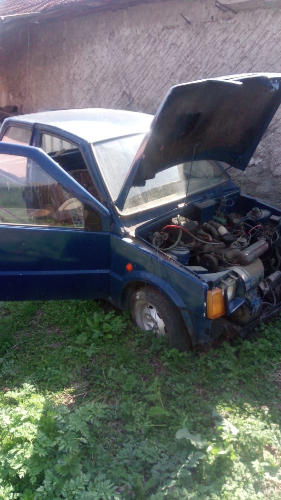 Vând Dacia 500 lastun