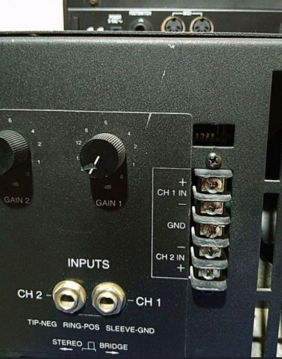 Американский усилитель мощности QSC. USA 1300