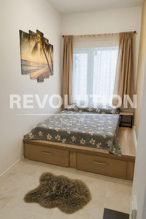 Дава се под наем Двустаен апартамент в Варна, Център - 40 кв.м за 450 € - Снимка #3