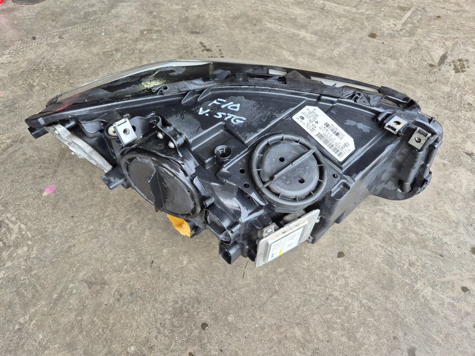 Far stanga bmw f10 nonfacelift an 2012 cod 1ZS 010 131-61/AF