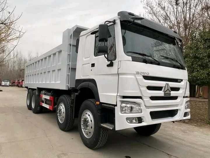 Автосамосвал Sinotruk Howo ZZ3 317 N38 67E 1C 8x4 CNG