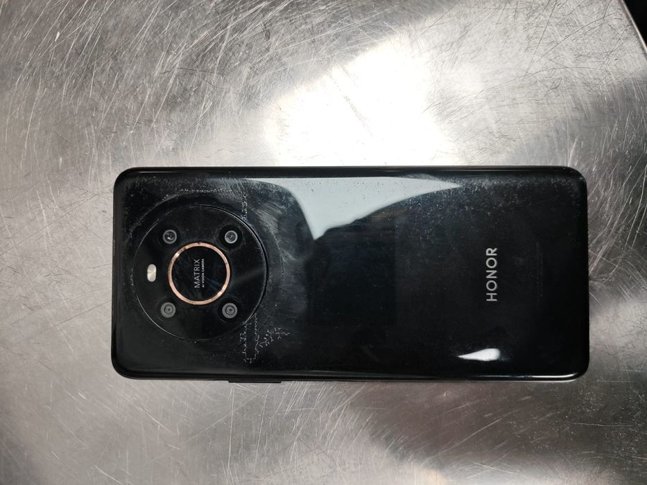Продам телефон хонор х9