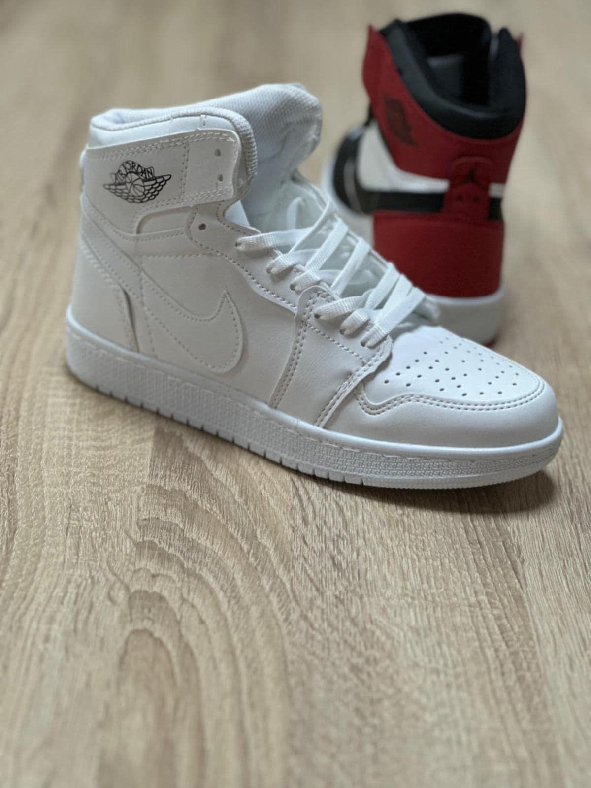 Adidasi air jordan