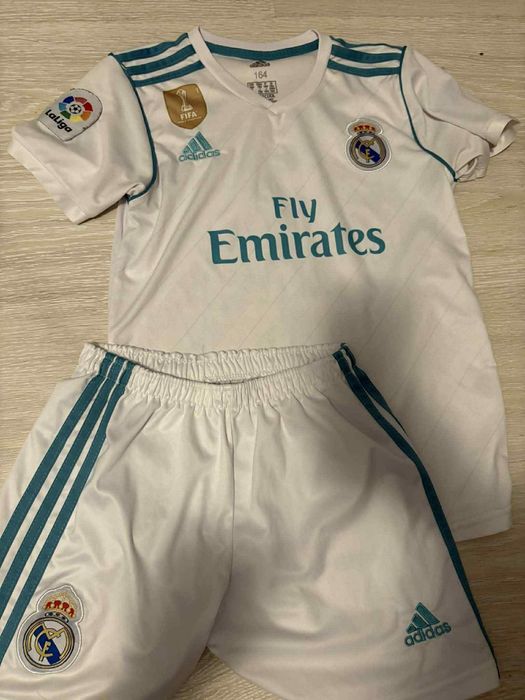 Compleu copiii fotbal 14-15 ani