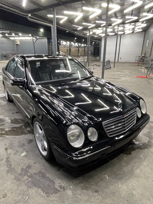 Mercedes W210 e55 AMG