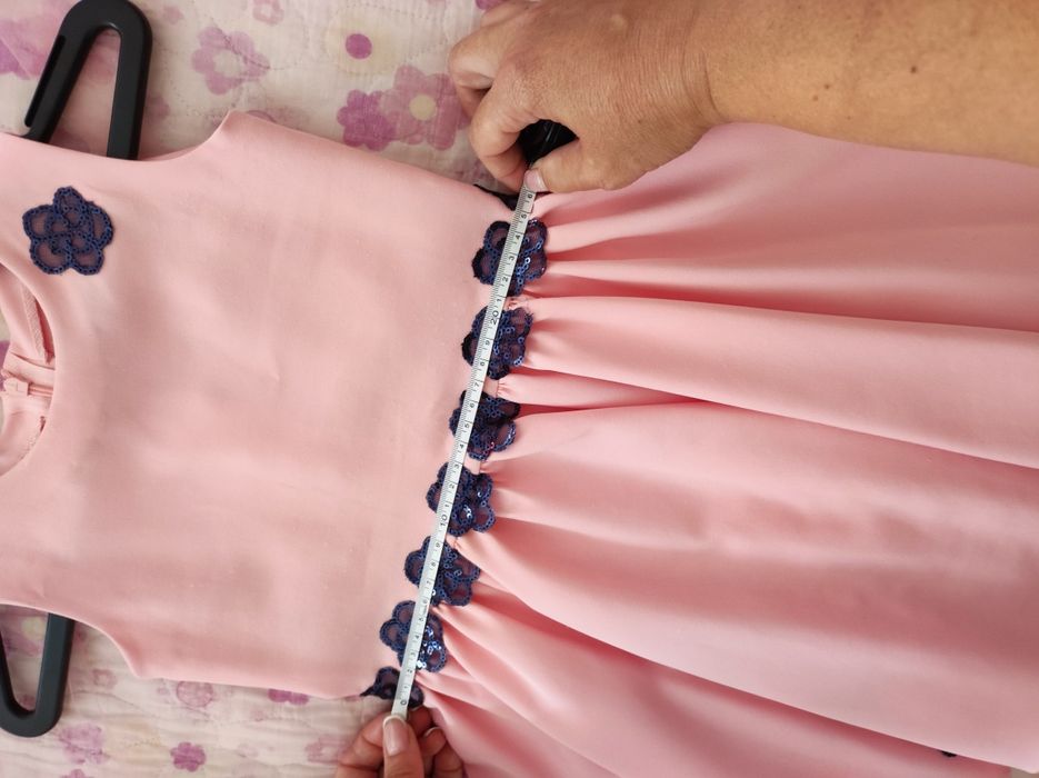 Rochita cu voal pelerina 2-3 ani