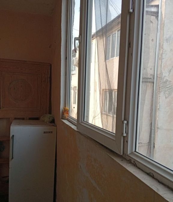 Юнусобод бозори олдида 2 кварталда 1 хона уй ижарага берилади