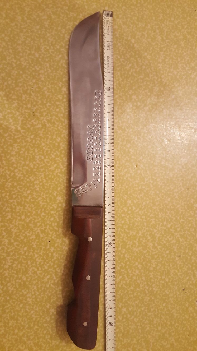 Масивен сувенирен нож + голям нож Rostfrei