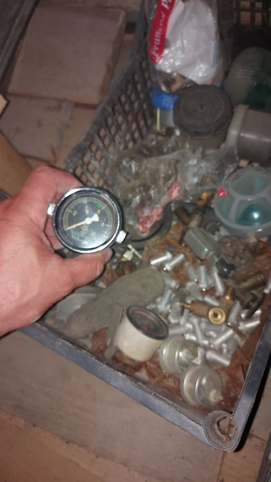Compresor la priză de putere
