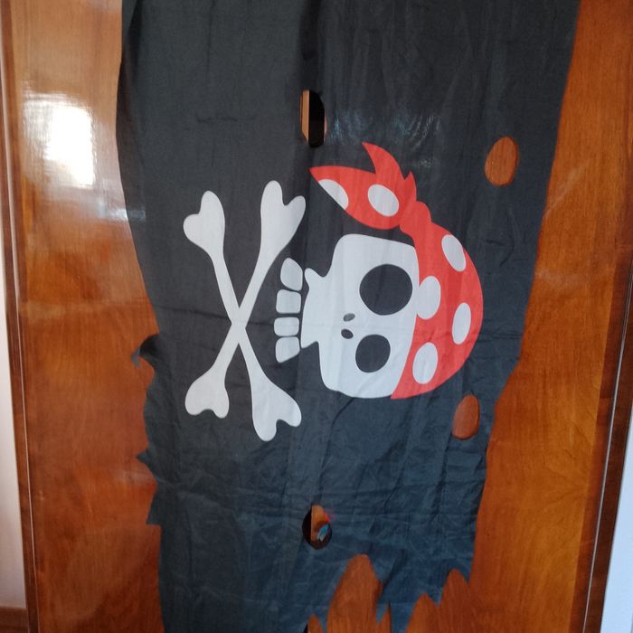 Steag cu pirat pentru Halloween