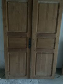 Дървени врати