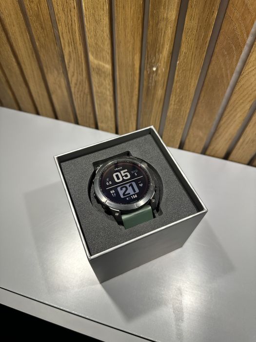 Garmin Fenix 7x Sapphire Solar - Stare foarte buna, cutie originala