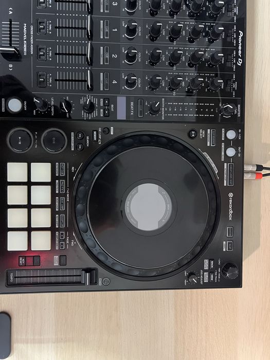 Pioneer DDJ1000 с Pioneer чанта