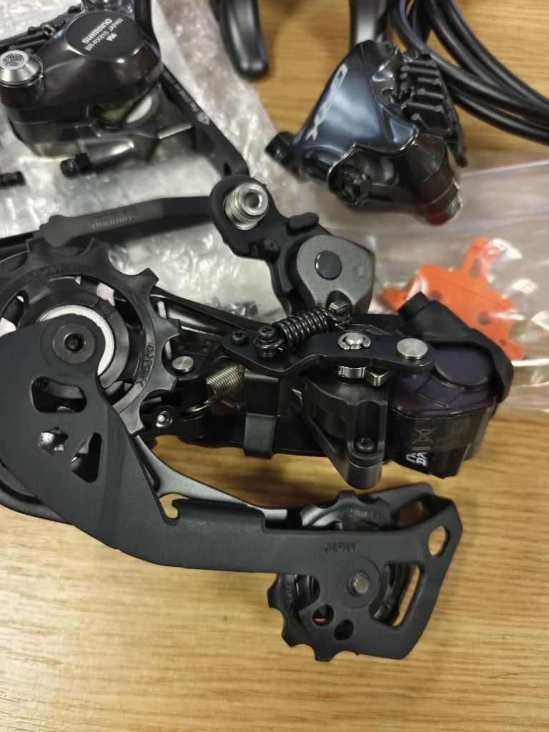 Shimano GRX Di2 1х11sp ST-RX815/810 RD-RX817