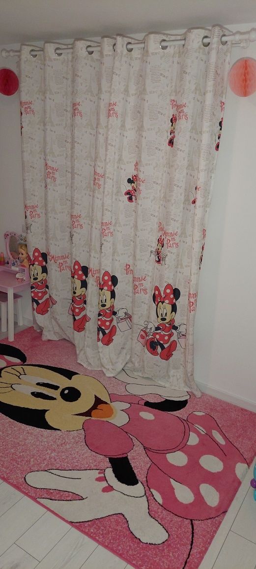 Aplica leduri / lampa cu Minnie și Draperie cu Minnie