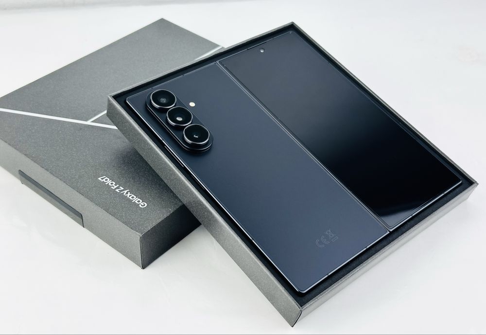 НОВ! Samsung Galaxy Z Fold 7 5G 512GB 12RAM Jetblack 2г. Гаранция!