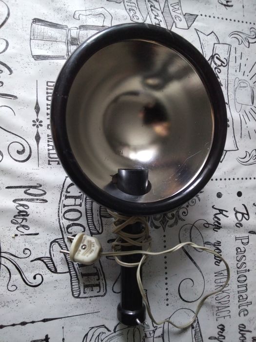 Продам лампу для лечения воспалений