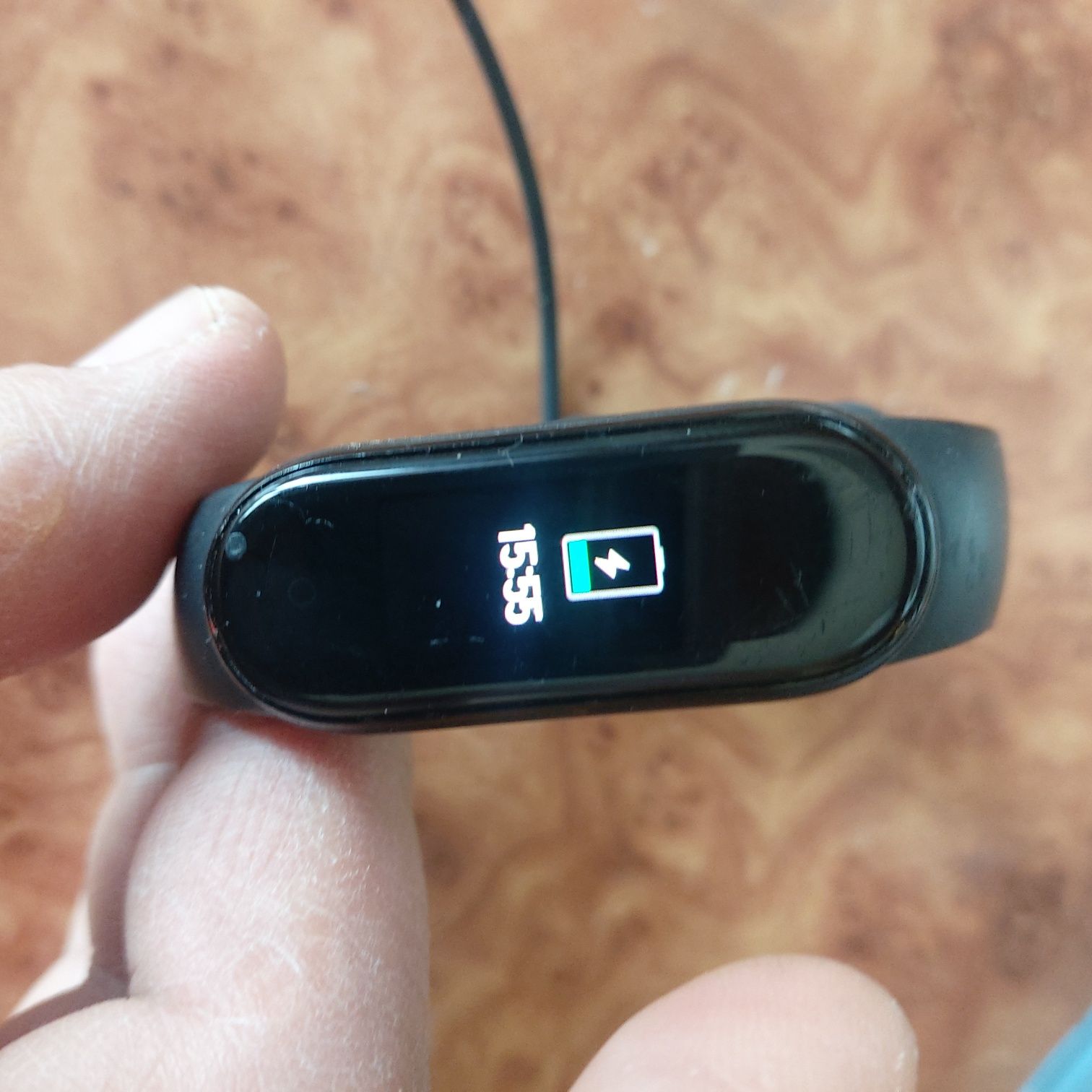 Продам фитнесс-браслет MI band 5