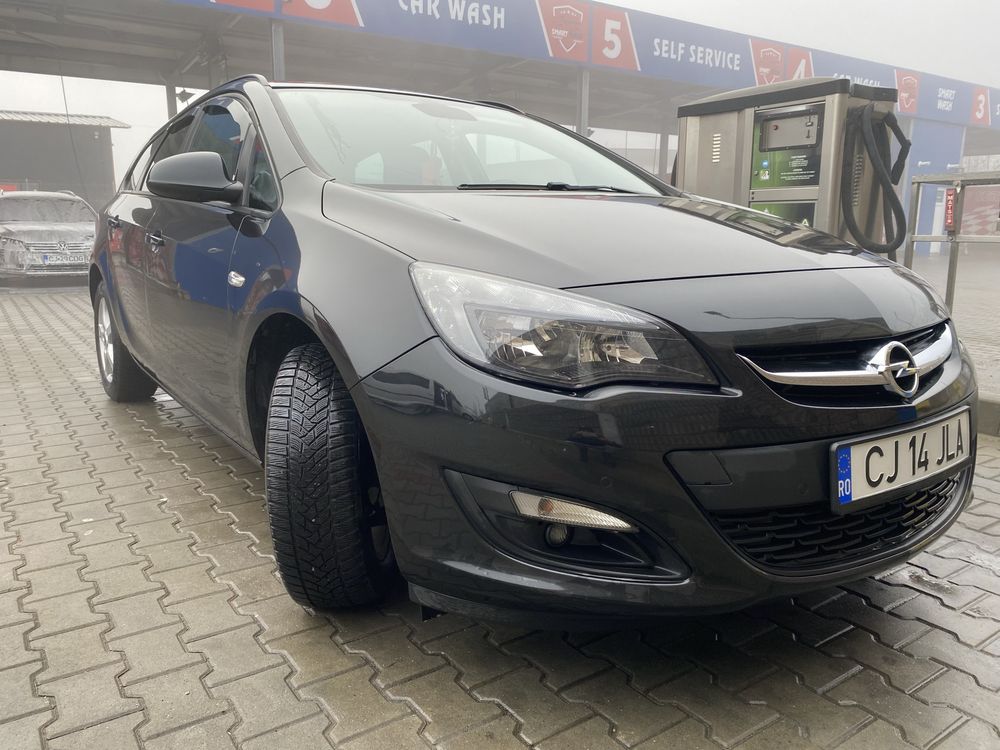 Vând Opel Astra