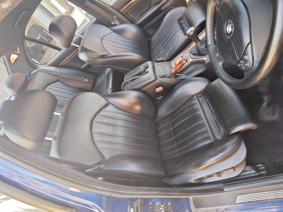 BMW M5 E39 на чсти е39 М5