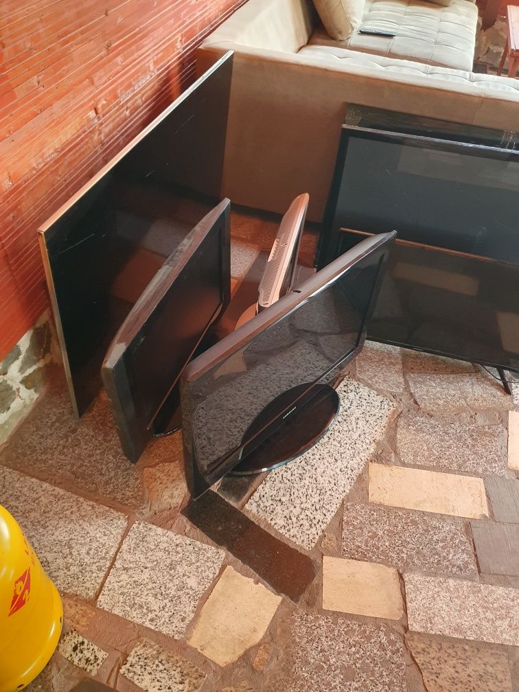Lcd led tv piese toate 200 lei